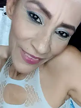 Snapshot of BarbaraMature chatting on October 2025 07:00:01 PM BarbaraMature online show from October 2025 07:00:01 PM