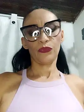 Snapshot of BarbaraMature chatting on October 2025 05:57:02 PM BarbaraMature online show from October 2025 05:57:02 PM