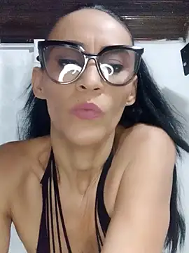 Snapshot of BarbaraMature chatting on November 2025 07:24:02 PM BarbaraMature online show from November 2025 07:24:02 PM