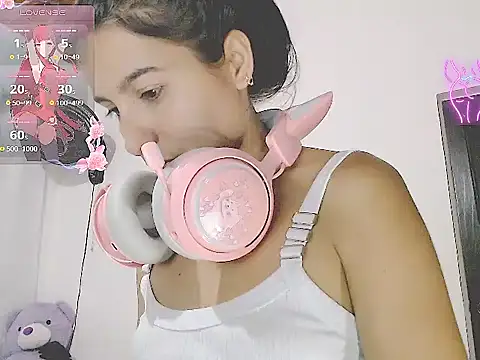 Snapshot of tifany19_ chatting on October 2025 02:12:02 AM tifany19 online show from October 2025 02:12:02 AM