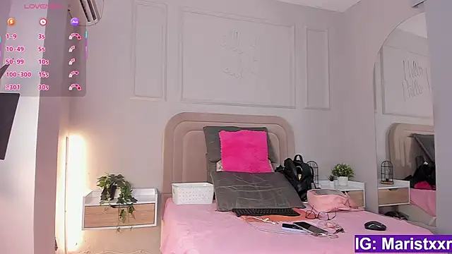 Maristxxr online show from November 2025 07:35:02 PM