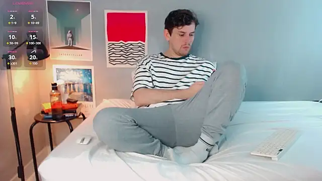 Elio555 online show from December 2025 09:00:01 PM