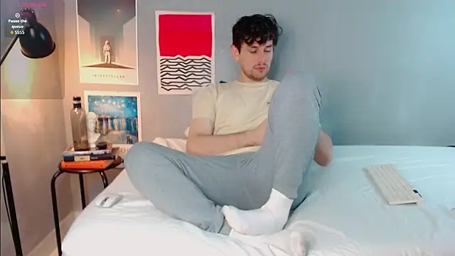 Elio555 online show from January 2026 04:22:02 PM