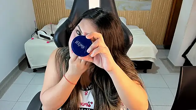 samy 19  online show from December 2025 11:08:02 AM