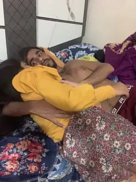 hottiess69 online show from March 2025 06:29:01 PM