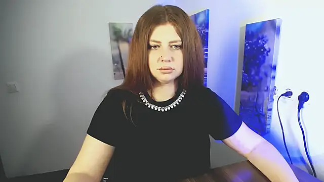 Snapshot of Lizzy_Love chatting on May 2026 09:05:01 AM Lizzy Love online show from May 2026 09:05:01 AM