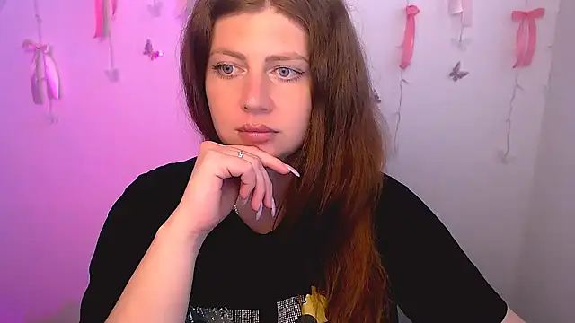 Lizzy Love online show from July 2026 11:12:01 AM