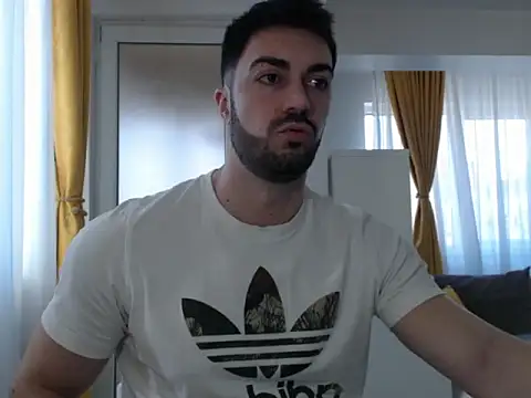 Snapshot of GoldenMark chatting on January 2025 11:42:02 AM GoldenMark online show from January 2025 11:42:02 AM