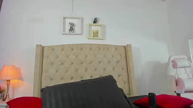 allisson m online show from March 2025 12:06:02 PM