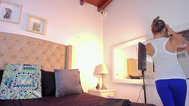 allisson m online show from October 2025 12:09:02 PM