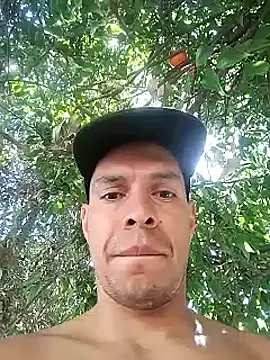 Snapshot of mikythompson chatting on February 2025 10:58:01 PM mikythompson online show from February 2025 10:58:01 PM