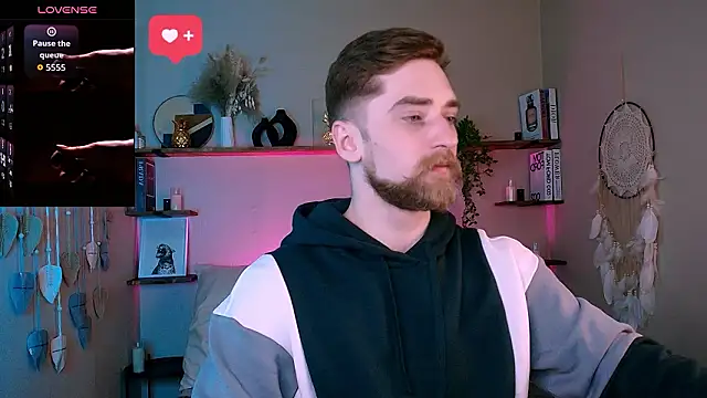 DexterDexx online show from February 2026 10:47:02 PM