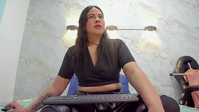 Snapshot of hari_lissaw chatting on January 2025 03:09:01 AM hari lissaw online show from January 2025 03:09:01 AM