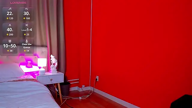 Valerie Woods online show from September 2025 12:16:01 AM