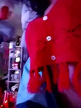 gurlnips online show from October 2025 07:25:02 PM