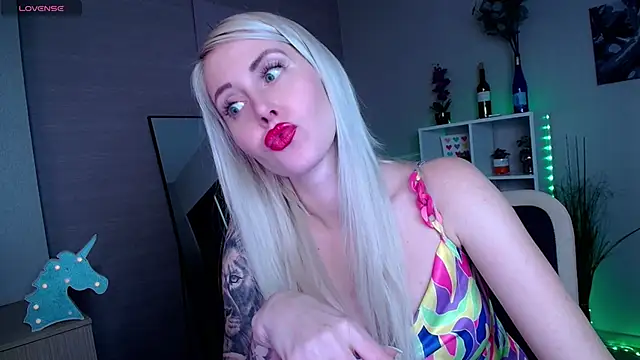 Snapshot of Mermaid_N chatting on January 2025 05:08:01 AM Mermaid N online show from January 2025 05:08:01 AM
