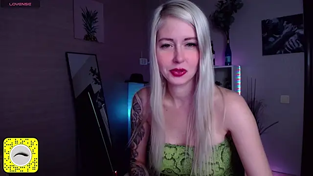 Snapshot of Mermaid_N chatting on January 2025 01:47:01 AM Mermaid N online show from January 2025 01:47:01 AM