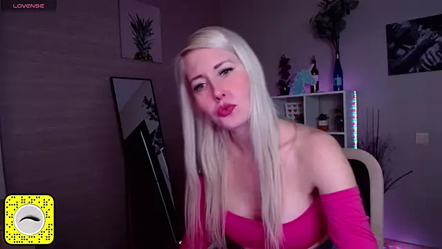 Snapshot of Mermaid_N chatting on January 2025 04:49:02 AM Mermaid N online show from January 2025 04:49:02 AM