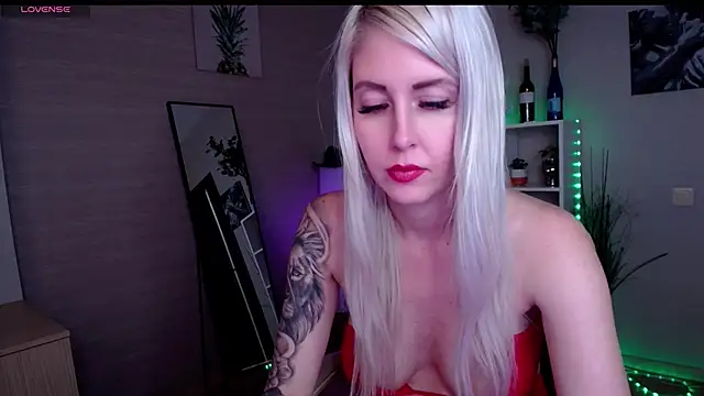 Snapshot of Mermaid_N chatting on January 2025 05:11:02 AM Mermaid N online show from January 2025 05:11:02 AM