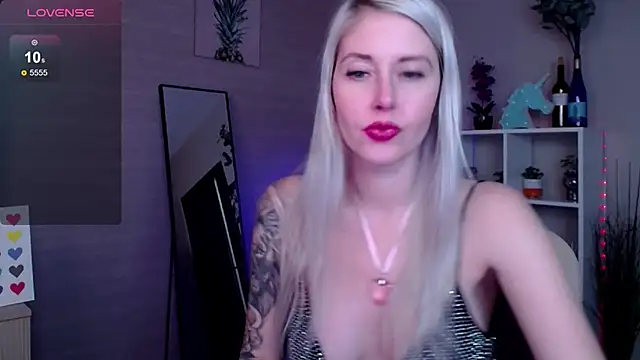 Snapshot of Mermaid_N chatting on February 2025 04:47:02 AM Mermaid N online show from February 2025 04:47:02 AM
