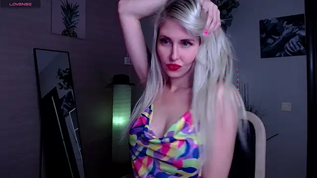 Snapshot of Mermaid_N chatting on February 2025 02:05:02 AM Mermaid N online show from February 2025 02:05:02 AM