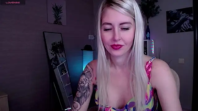 Snapshot of Mermaid_N chatting on March 2025 01:43:01 AM Mermaid N online show from March 2025 01:43:01 AM
