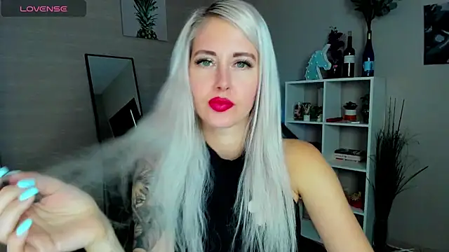 Snapshot of Mermaid_N chatting on September 2025 01:38:01 AM Mermaid N online show from September 2025 01:38:01 AM
