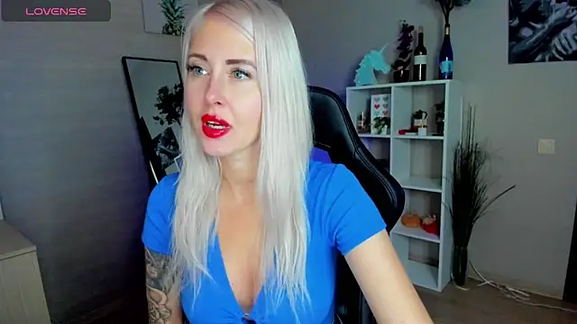 Snapshot of Mermaid_N chatting on September 2025 01:33:02 AM Mermaid N online show from September 2025 01:33:02 AM