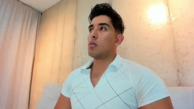 Snapshot of Alan_greek_1 chatting on February 2025 03:19:01 AM Alan greek 1 online show from February 2025 03:19:01 AM