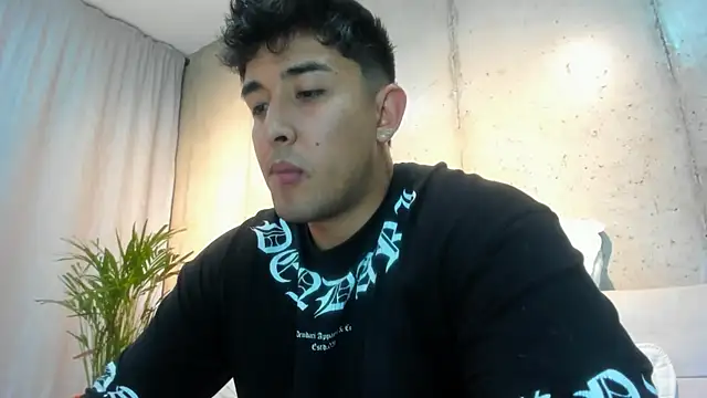 Snapshot of Alan_greek_1 chatting on March 2025 02:16:01 AM Alan greek 1 online show from March 2025 02:16:01 AM