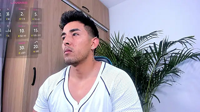 Snapshot of Alan_greek_1 chatting on October 2025 01:50:02 AM Alan greek 1 online show from October 2025 01:50:02 AM