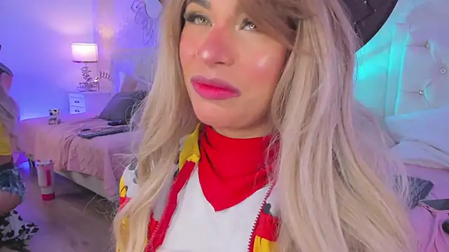 Iara Smith1 online show from November 2025 12:59:02 PM