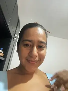  carito  online show from November 2025 06:31:02 PM