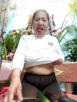 Queen 18200 online show from January 2025 12:28:01 AM