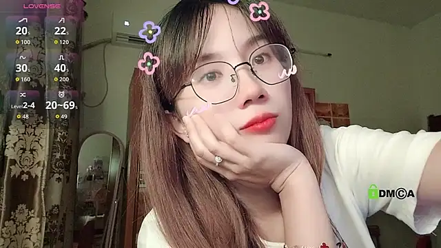 Lili 666 online show from September 2025 05:01:01 PM