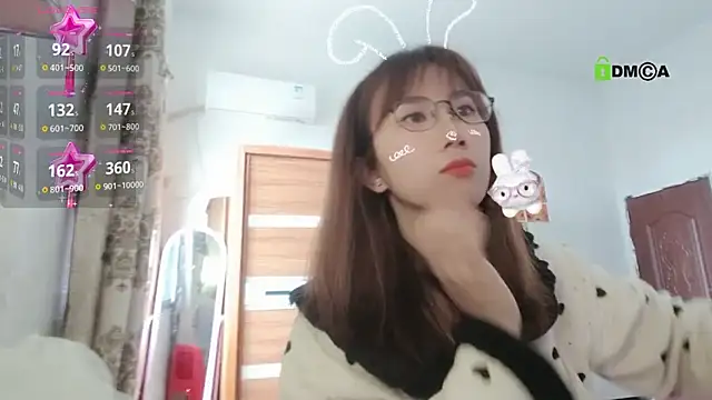 Snapshot of Lili_666 chatting on February 2026 01:54:01 AM Lili 666 online show from February 2026 01:54:01 AM