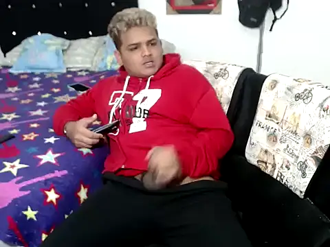 Boycuriousxxx online show from October 2025 12:06:01 PM