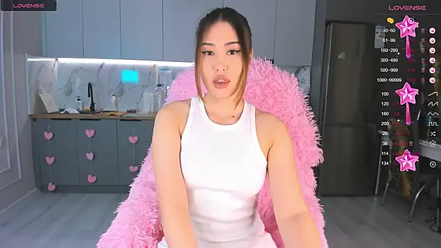 Snapshot of carpe_diemmm chatting on February 2025 09:28:01 PM carpe diemmm online show from February 2025 09:28:01 PM