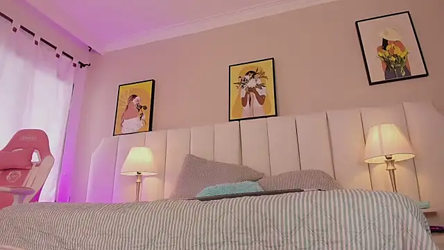 Snapshot of angelss_of_charlie chatting on January 2026 03:03:01 PM angelss of charlie online show from January 2026 03:03:01 PM