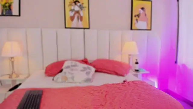 Snapshot of angelss_of_charlie chatting on January 2026 03:05:02 PM angelss of charlie online show from January 2026 03:05:02 PM