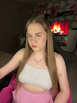 Lexi noah online show from February 2025 08:13:01 PM