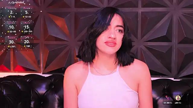 Snapshot of KasiaNoir_ chatting on January 2025 01:11:01 PM KasiaNoir online show from January 2025 01:11:01 PM