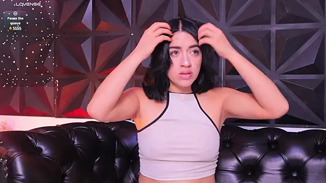 Snapshot of KasiaNoir_ chatting on January 2025 12:29:02 PM KasiaNoir online show from January 2025 12:29:02 PM