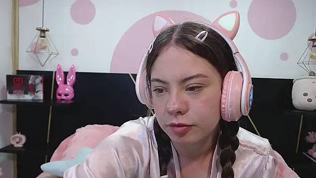 DanniAbbey online show from March 2025 06:04:02 PM