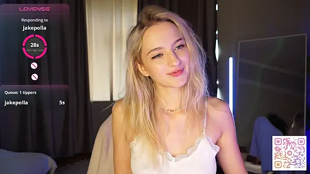 Snapshot of MickeyMyers chatting on September 2025 12:30:01 PM MickeyMyers online show from September 2025 12:30:01 PM