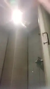 Snapshot of YuHsuant chatting on December 2025 07:00:01 PM YuHsuant online show from December 2025 07:00:01 PM