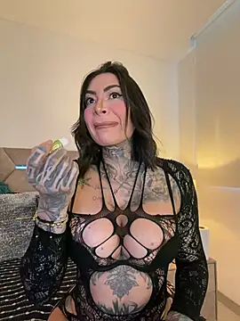 Iam Annii online show from January 2026 10:24:01 PM