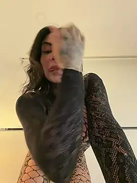 Iam Annii online show from February 2026 12:27:02 AM