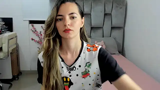 Snapshot of baby-miah chatting on February 2025 05:19:01 AM baby-miah online show from February 2025 05:19:01 AM