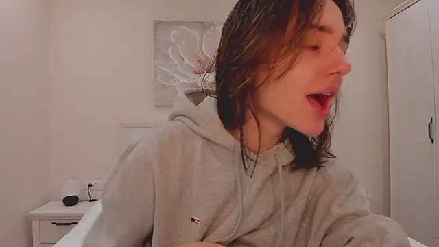 JudyAngil online show from October 2025 06:04:02 AM